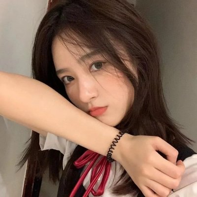 我的同桌是校花